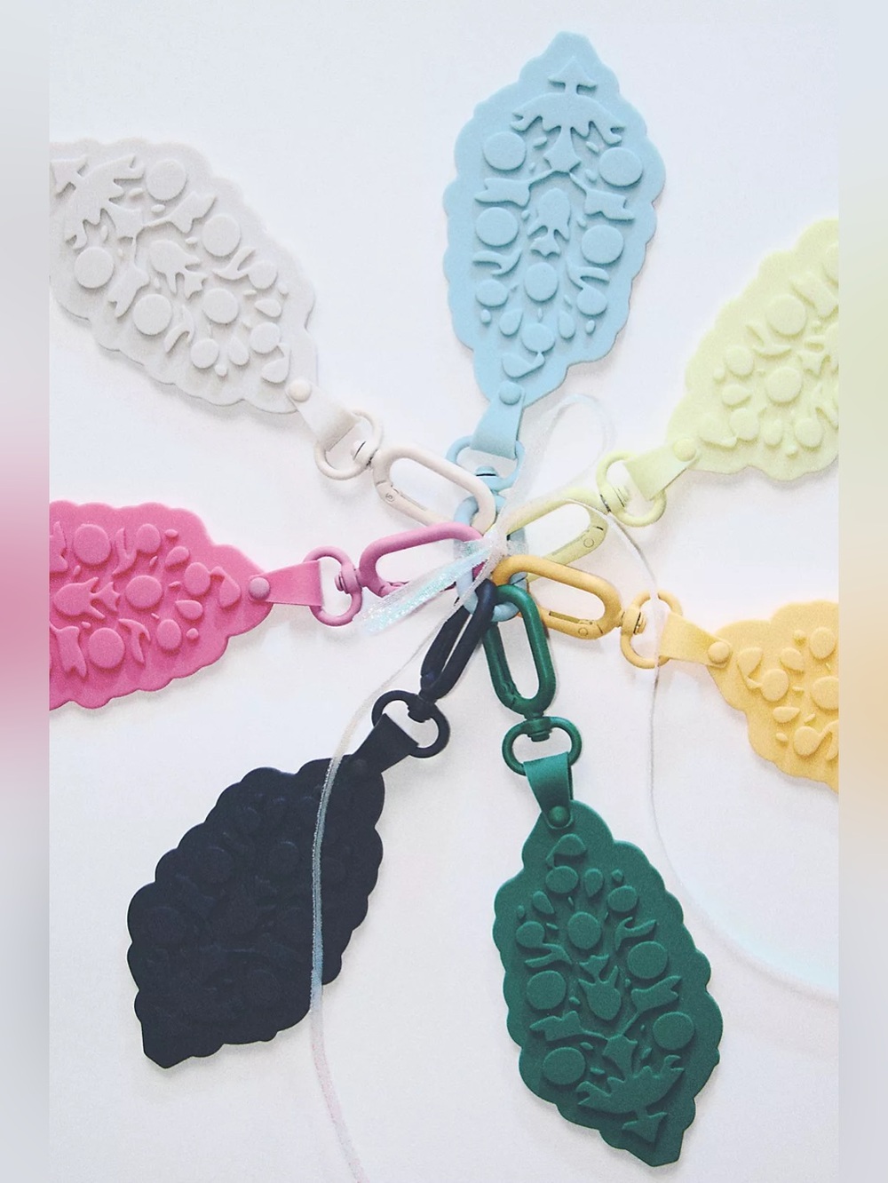 NWOT FREE PEOPLE MOVEMENT Big Buti Keychain | Black MSRP $15 - Picture 4 of 7